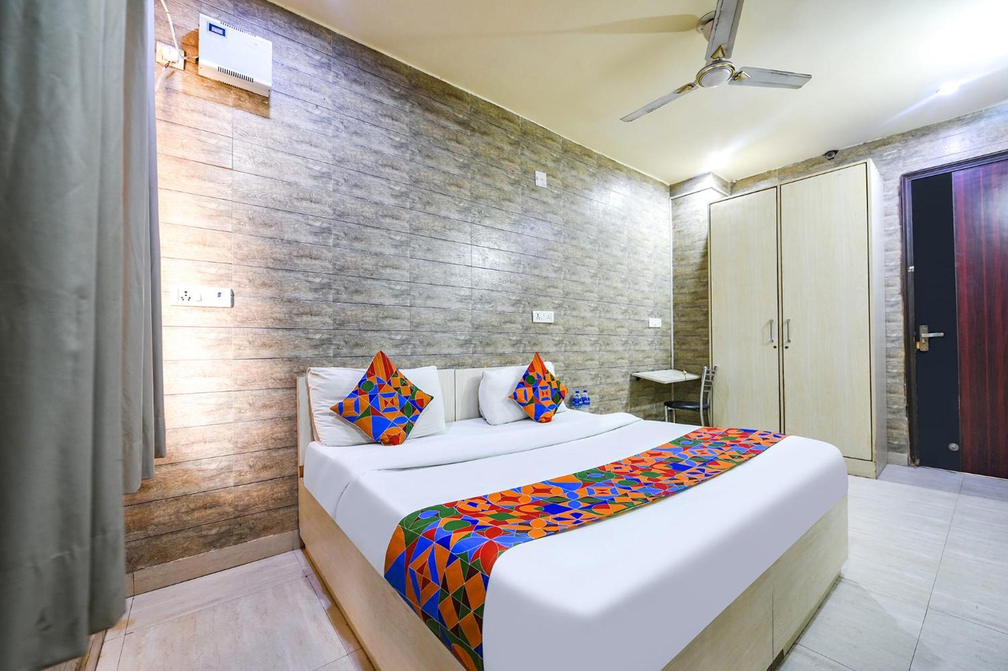Fabhotel Model Town Neu-Delhi Exterior foto